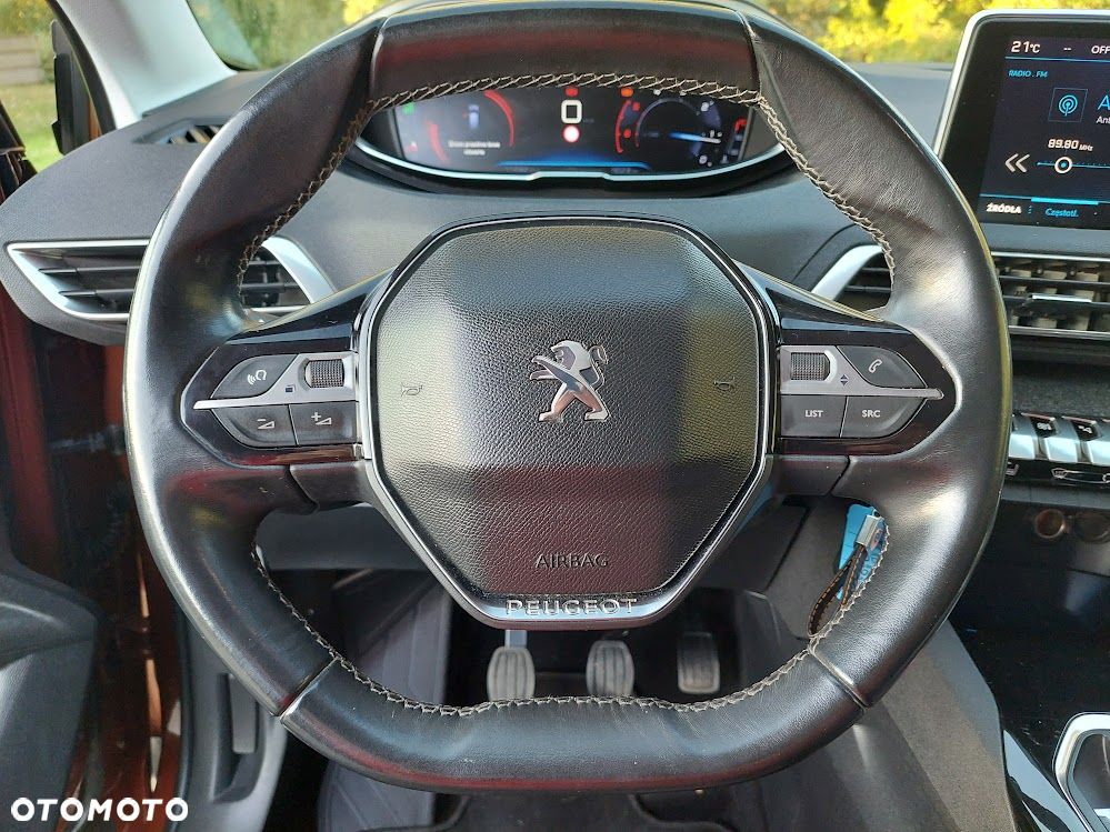 Peugeot 3008 1.6 BlueHDi Allure S&S - 26