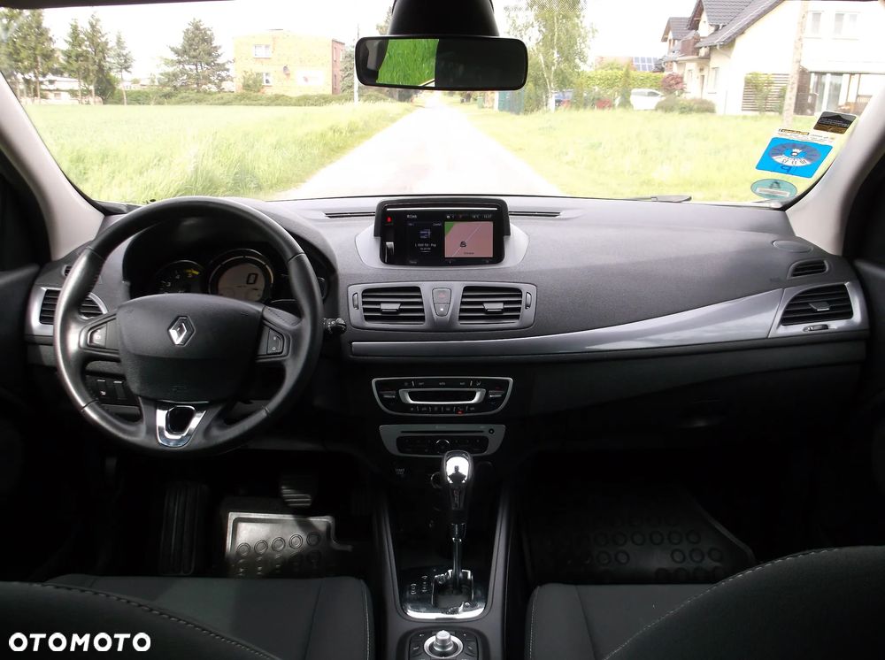 Renault Megane dCi 110 FAP EDC LIMITED - 12