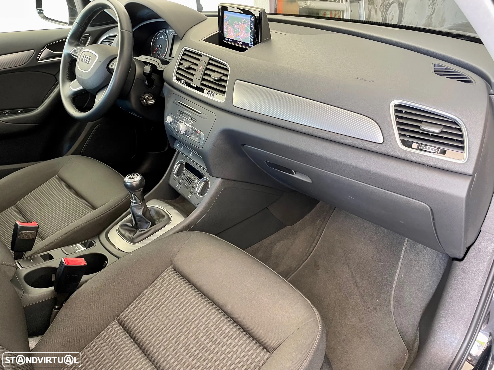Audi Q3 2.0 TDI Design - 38