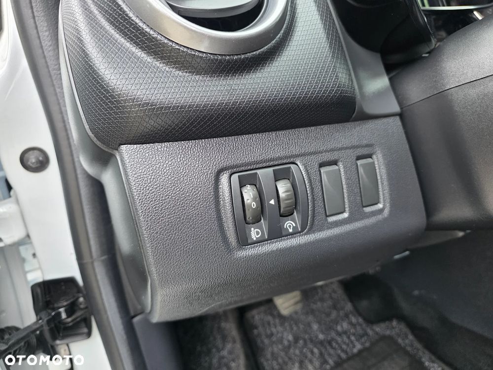 Renault Clio - 17