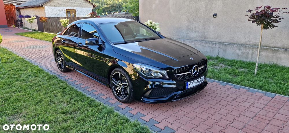 Mercedes-Benz CLA 200 7G-DCT AMG Line - 3