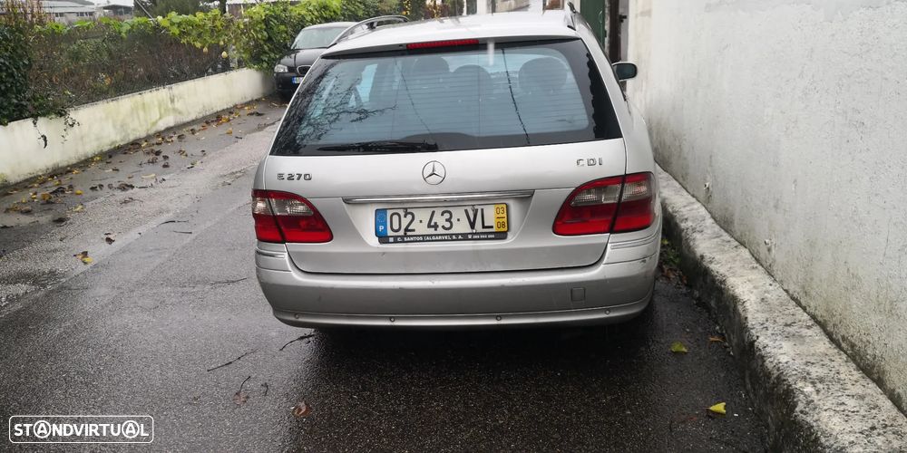 Mercedes-Benz E 270 - 2
