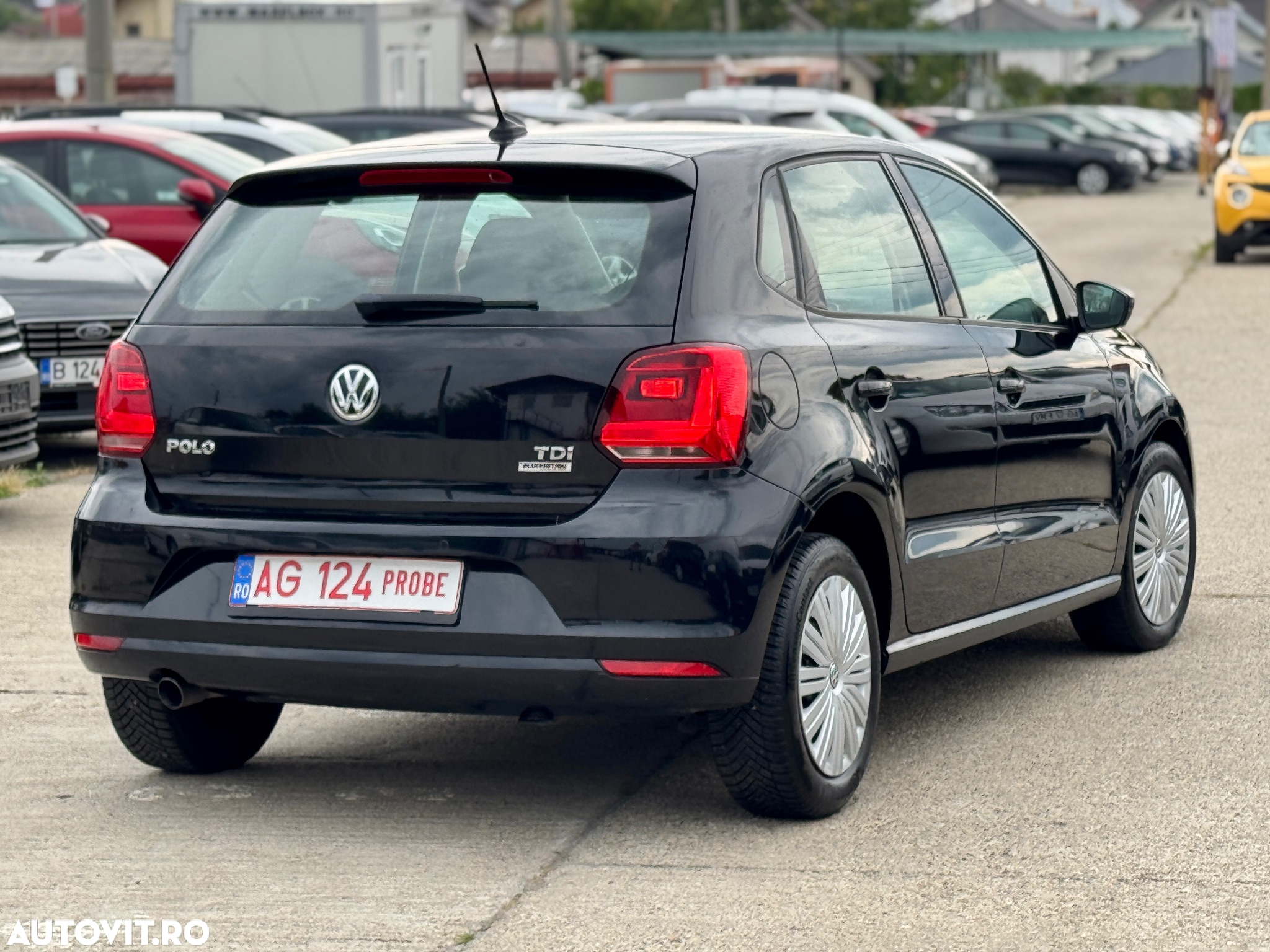 Volkswagen Polo - 4