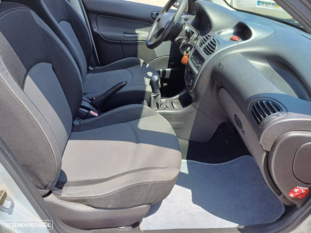 Peugeot 206 1.4 Look II - 13