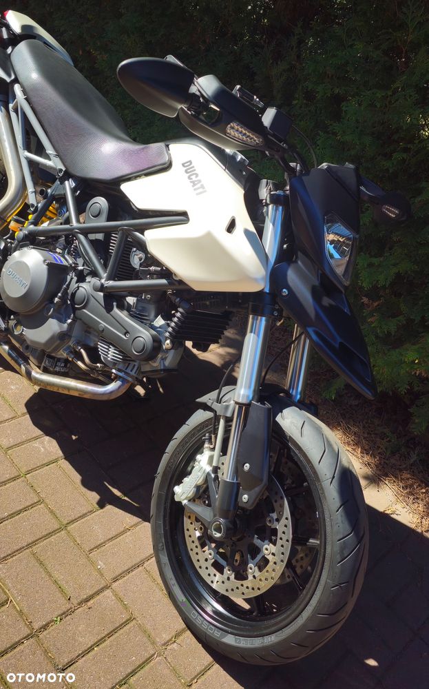 Ducati Hypermotard - 2