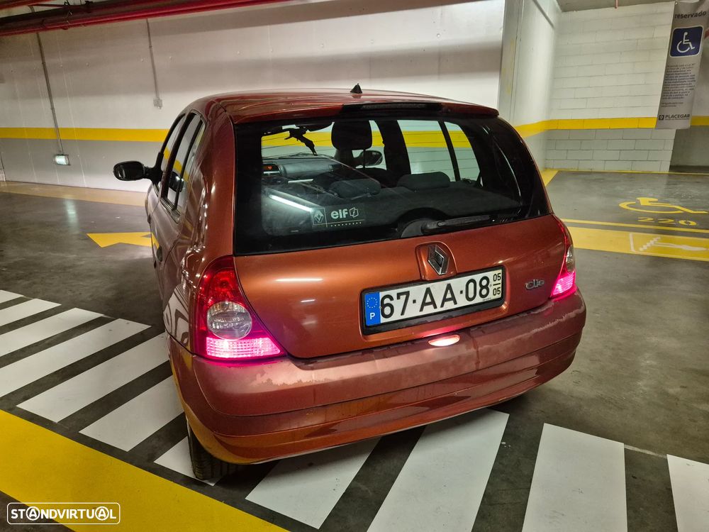 Renault Clio 1.2 16V SE Extreme - 15