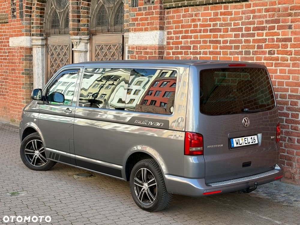 Volkswagen Multivan - 22
