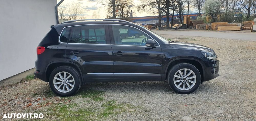 Volkswagen Tiguan 2.0 TDI DPF 4Motion BlueMotion Technology DSG Exclusive - 6