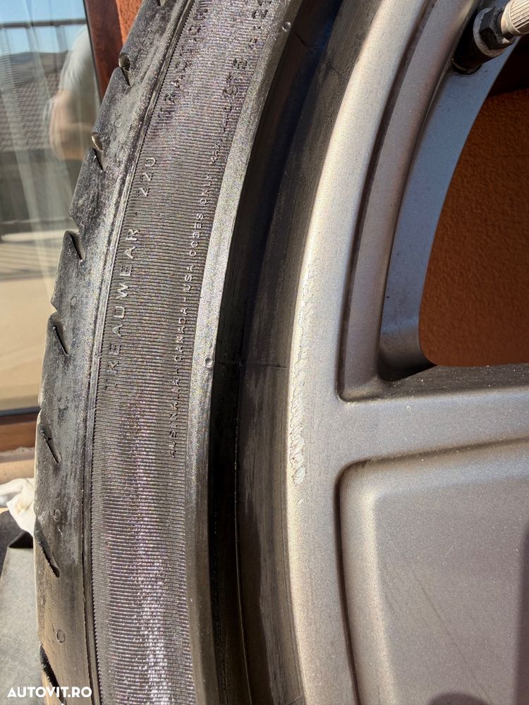 Jante 22’ OEM + anvelope vară Pirelli P Zero - 7