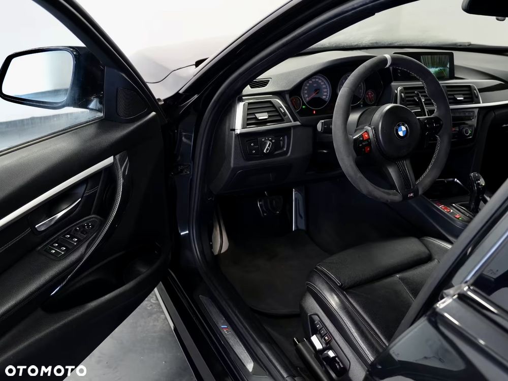 BMW Seria 3 330i M Sport Sport - 28