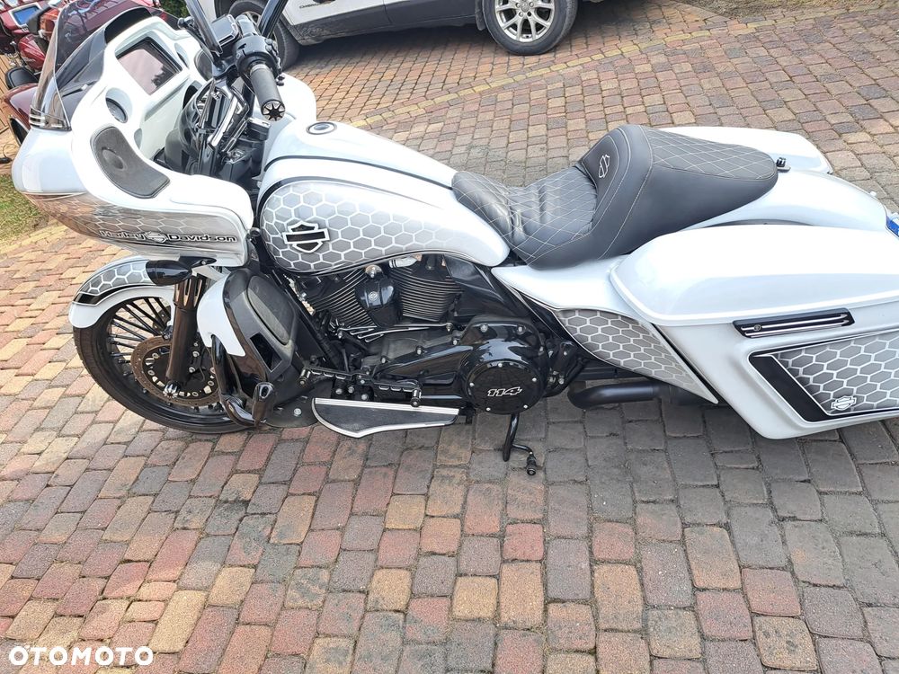 Harley-Davidson Touring Road Glide - 7