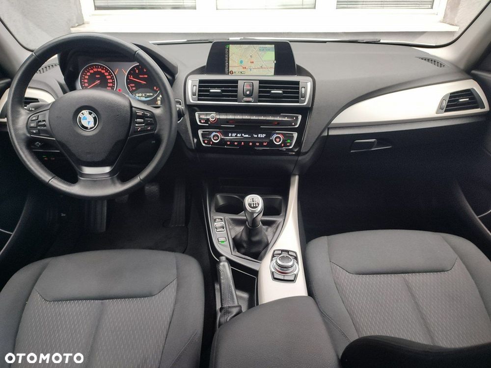BMW Seria 1 118d xDrive Sport Line - 29