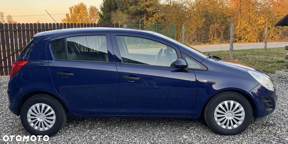 Opel Corsa - 4