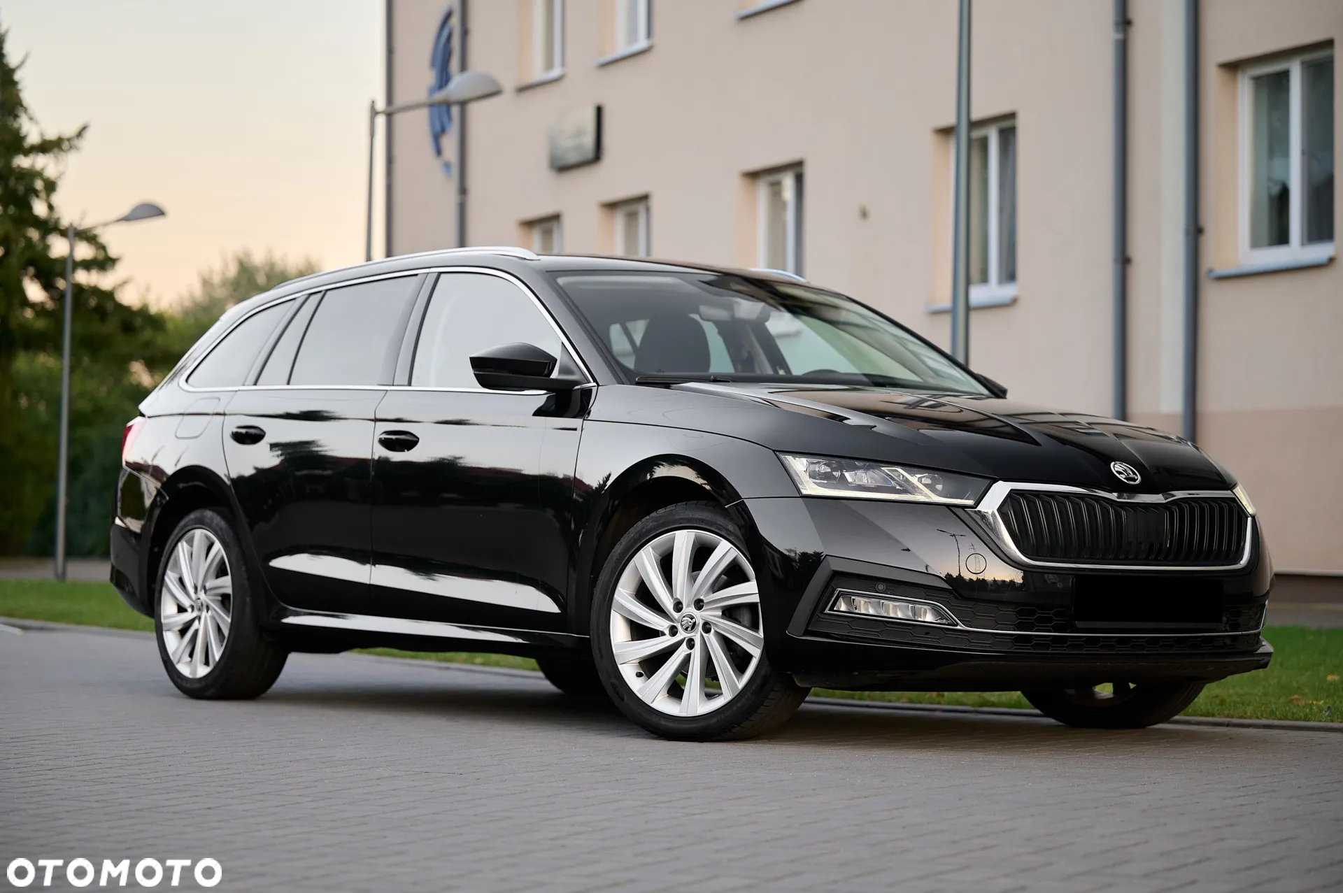 Skoda Octavia 2.0 TDI Style DSG - 4