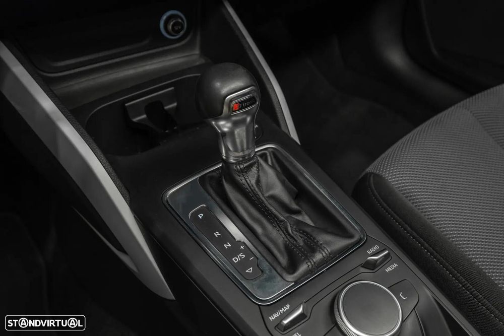 Audi Q2 30 TFSI Sport S tronic - 16