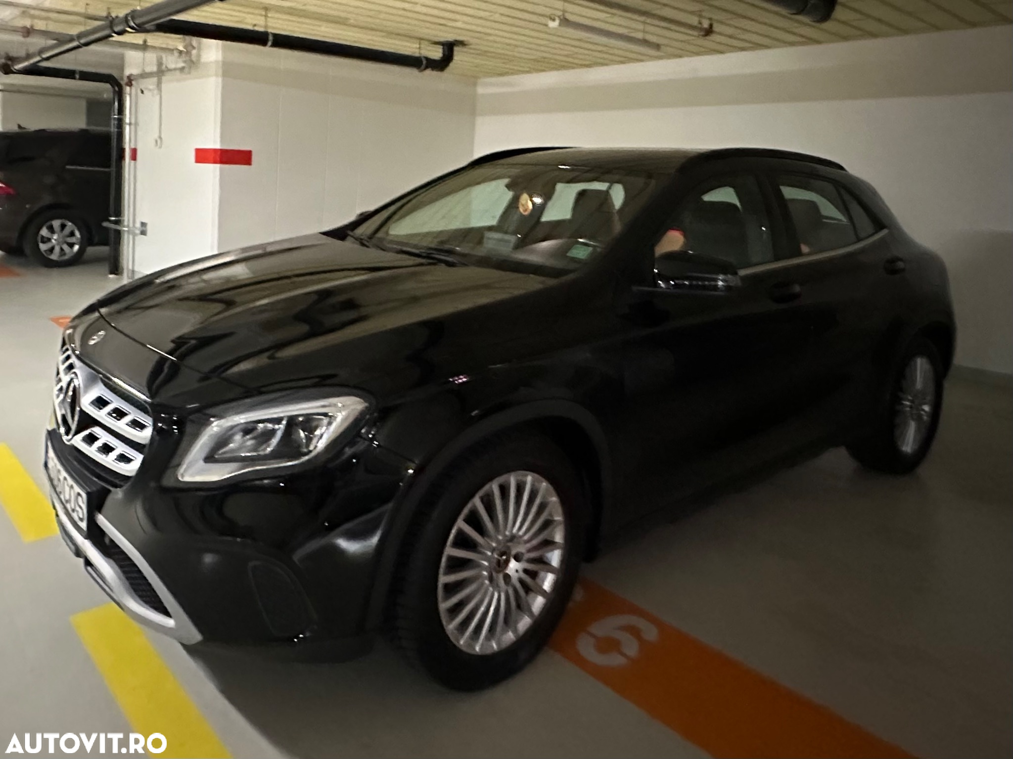 Mercedes-Benz GLA 200 d 4MATIC Aut. - 6