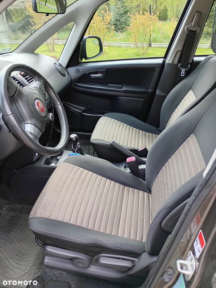 Fiat Sedici 1.6 16V 4x4 Emotion - 5