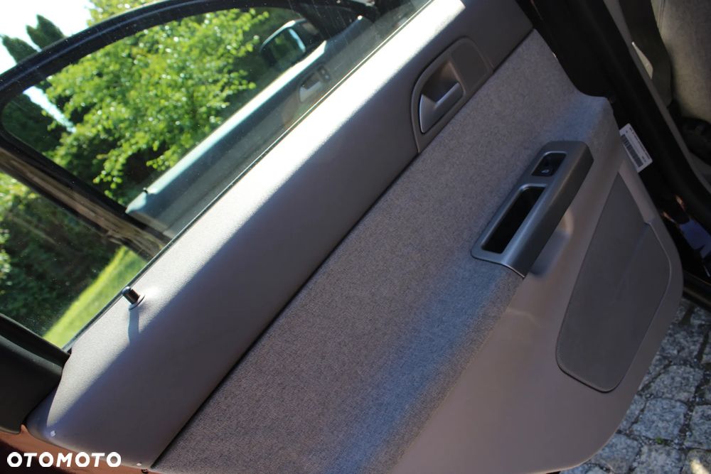 Volvo S40 2.0D - 21