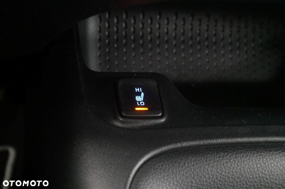 Toyota Corolla 1.8 Hybrid Comfort - 20