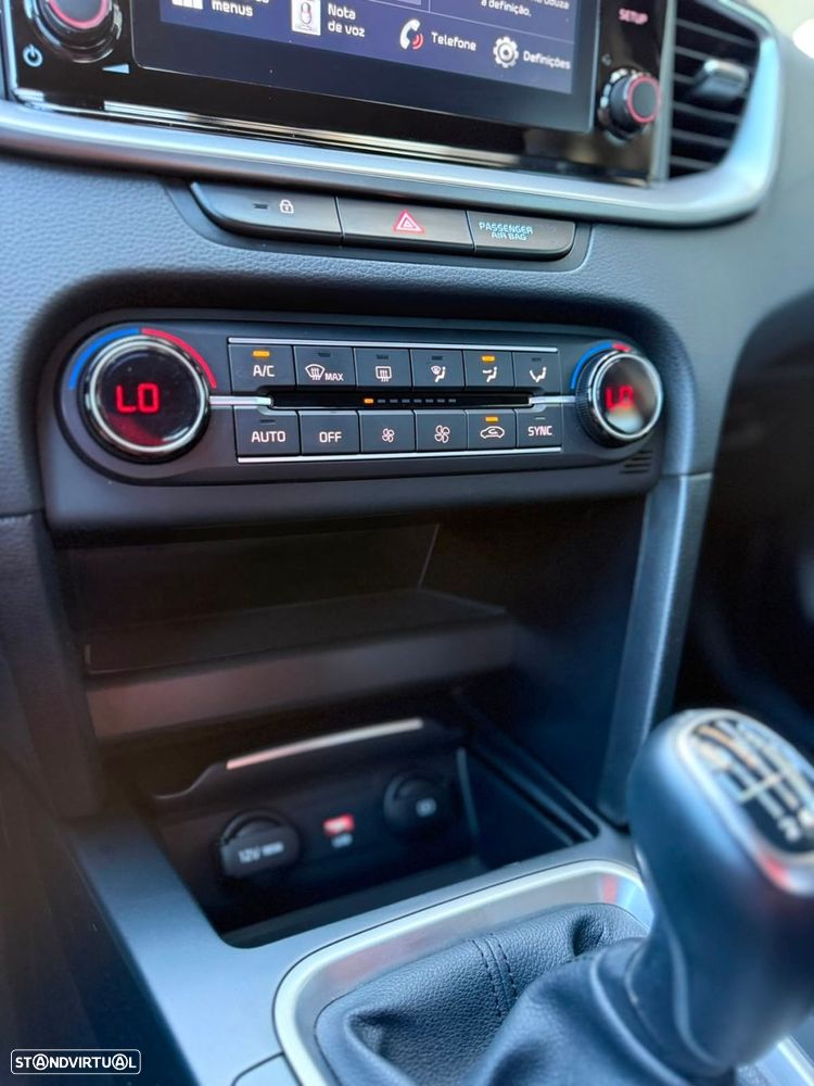 Kia XCeed 1.0 T-GDI Dynamic - 34