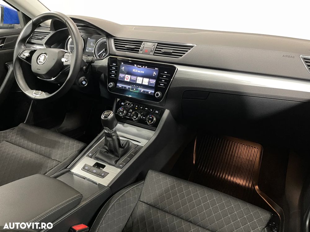 Skoda Superb 2.0 TDI Ambition - 9