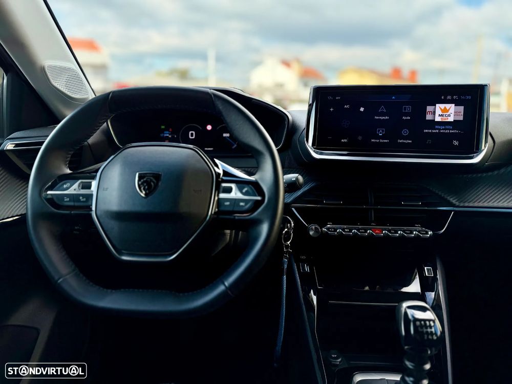 Peugeot 208 1.2 PureTech Allure - 16