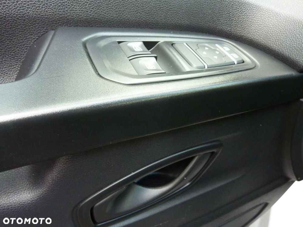 Renault Trafic - 32