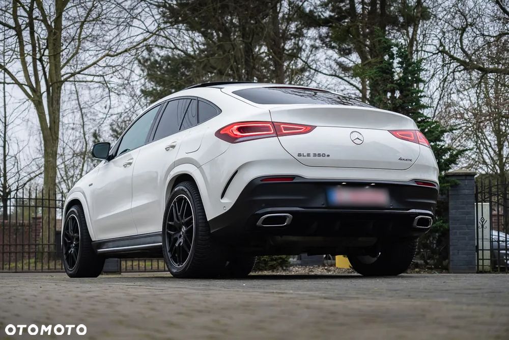 Mercedes-Benz GLE 350 e 4Matic 9G-TRONIC AMG Line - 3