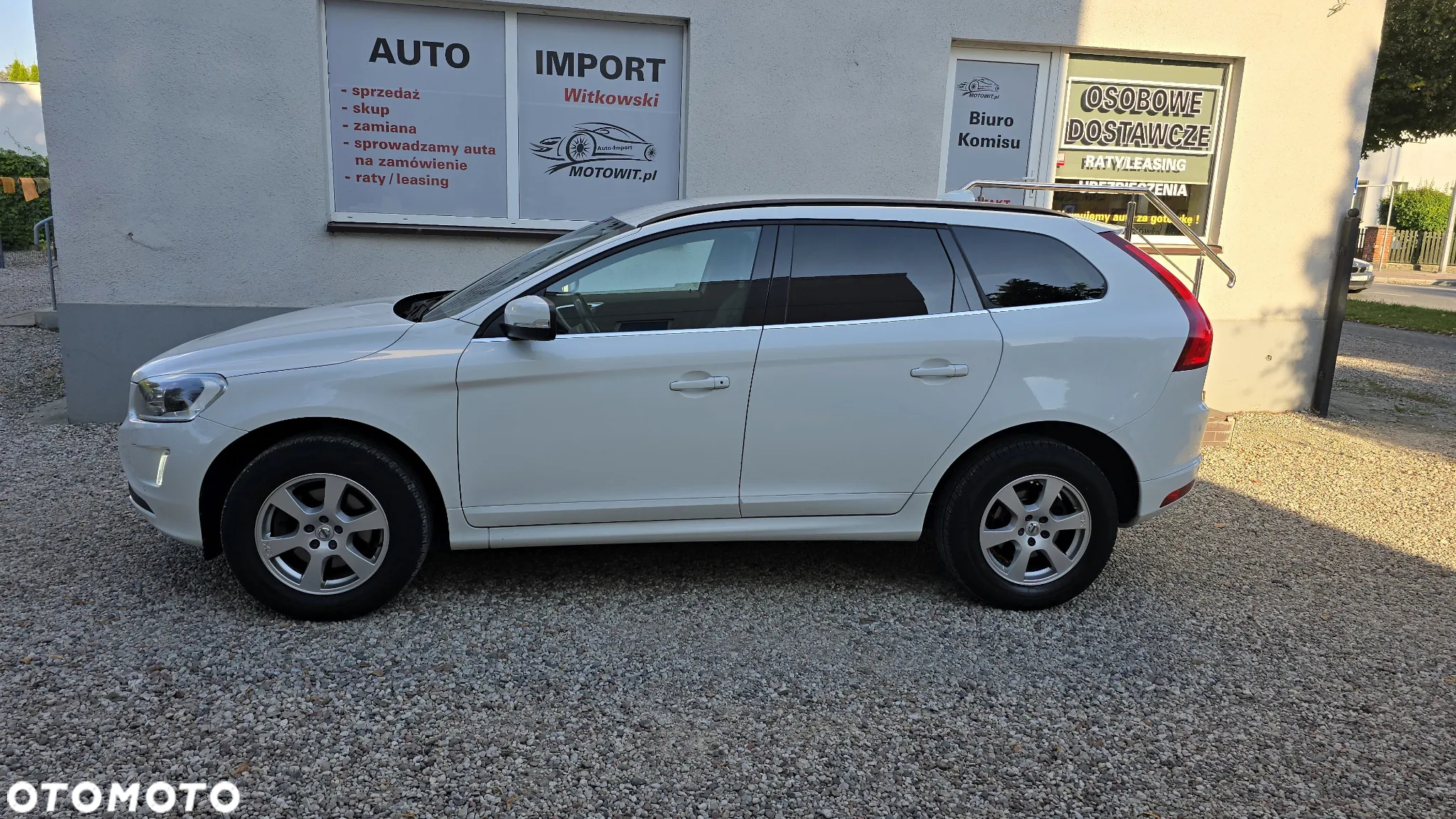 Volvo XC 60 D4 Momentum Pro - 4