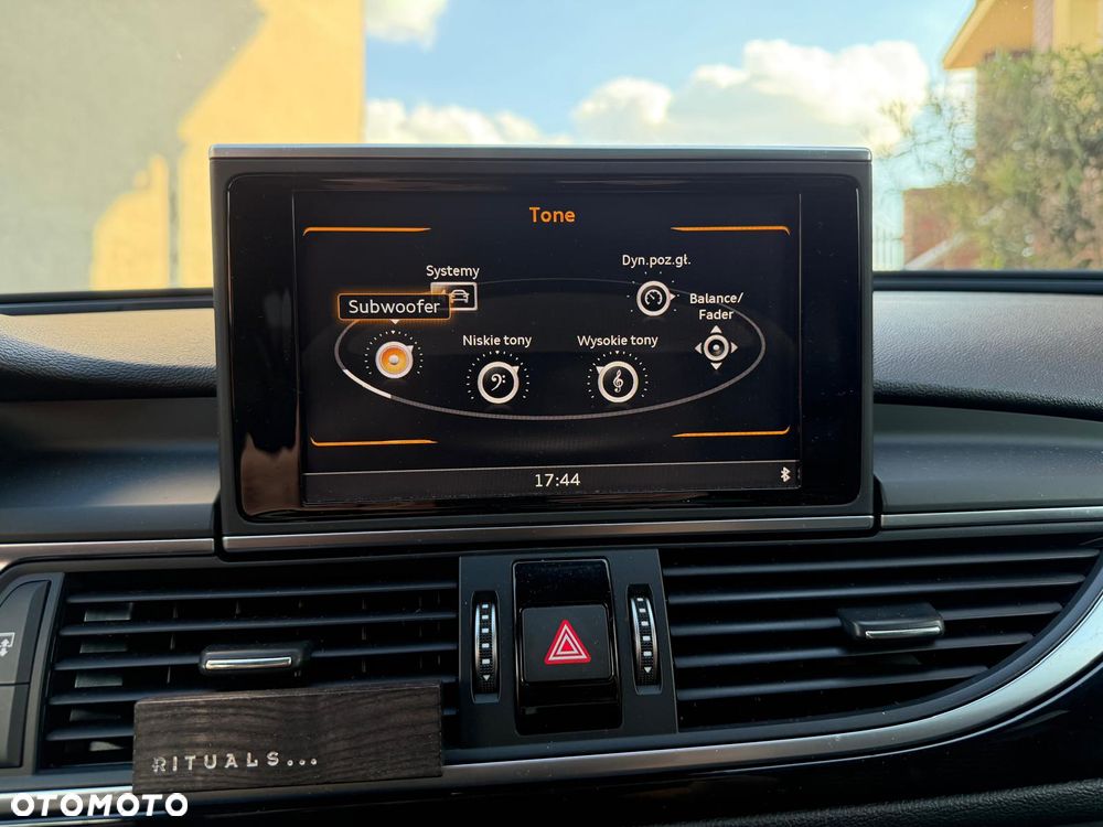 Audi A6 Avant - 14
