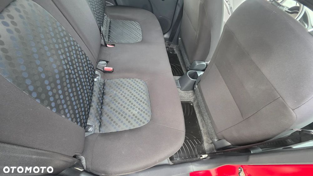 Suzuki Celerio 1.0 Basic - 12
