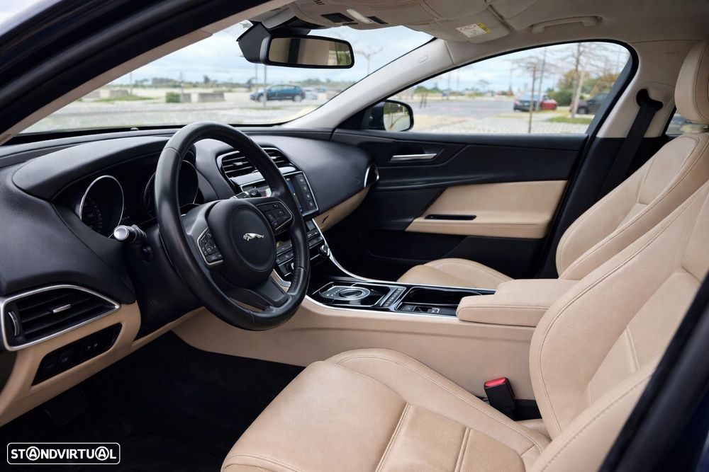Jaguar XE 20d Aut. Prestige - 4