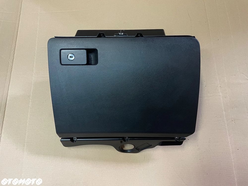 3C1857097 schowek pasażera vw passat b6 b7 Volkswagen