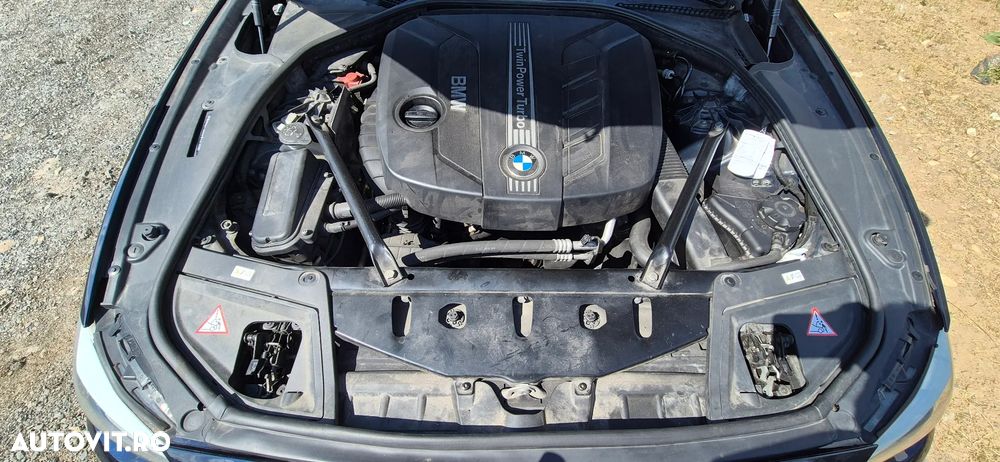 BMW Seria 5 525d xDrive AT - 20