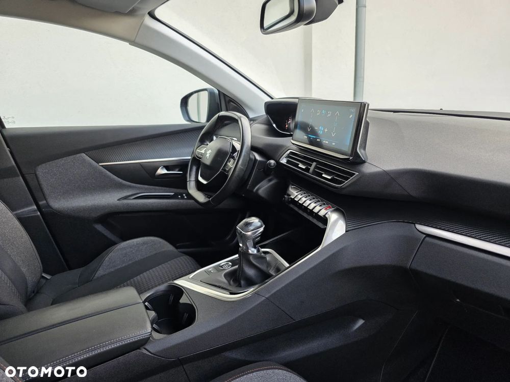 Peugeot 3008 1.5 BlueHDi Active S&S - 15