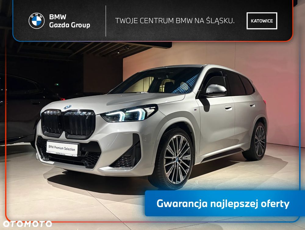 BMW iX1 xDrive30 66.5kWh M Sport - 1