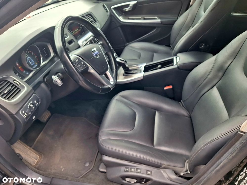Volvo V60 - 11