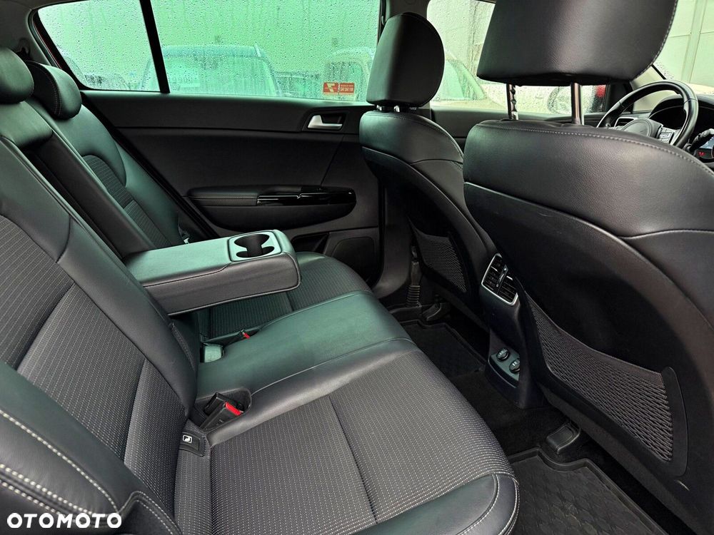 Kia Sportage 1.6 T-GDI L 2WD - 26