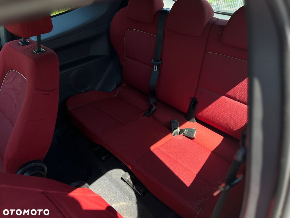 Mitsubishi Colt - 9