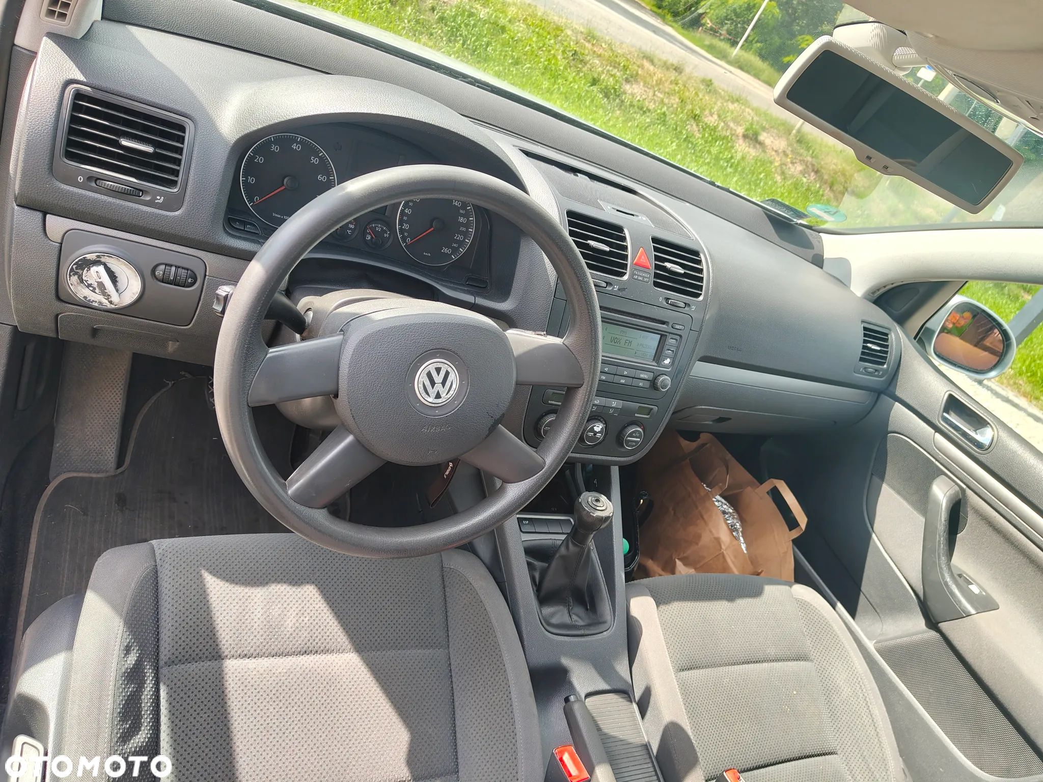 Volkswagen Golf 1.6 FSI Comfortline - 1