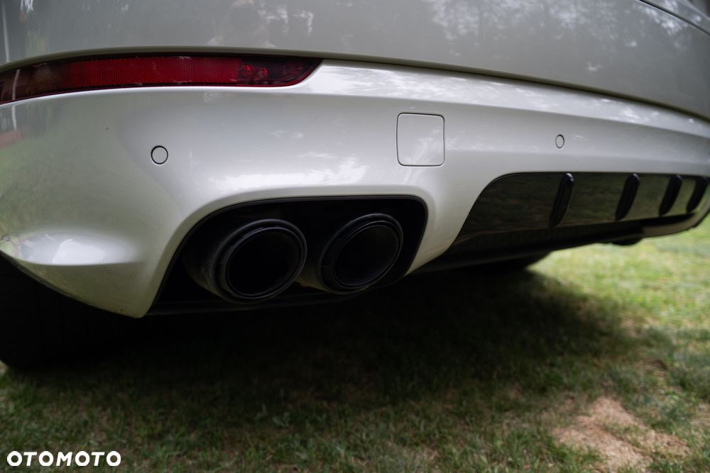 Porsche Cayenne Tiptronic S - 22