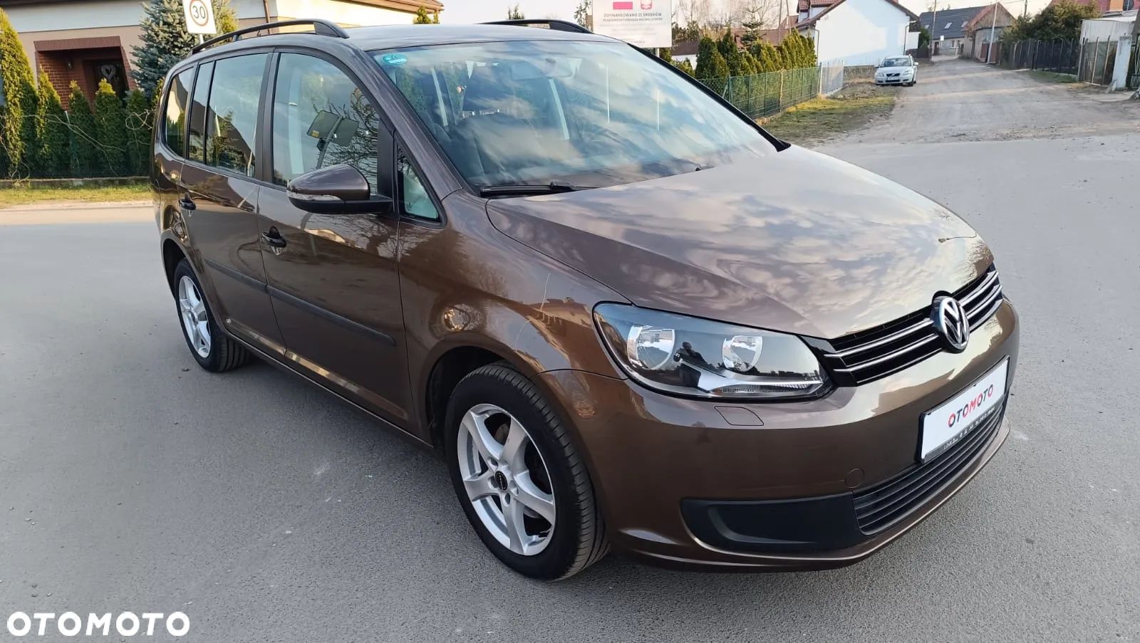 Volkswagen Touran 1.6 TDI DPF Trendline - 1