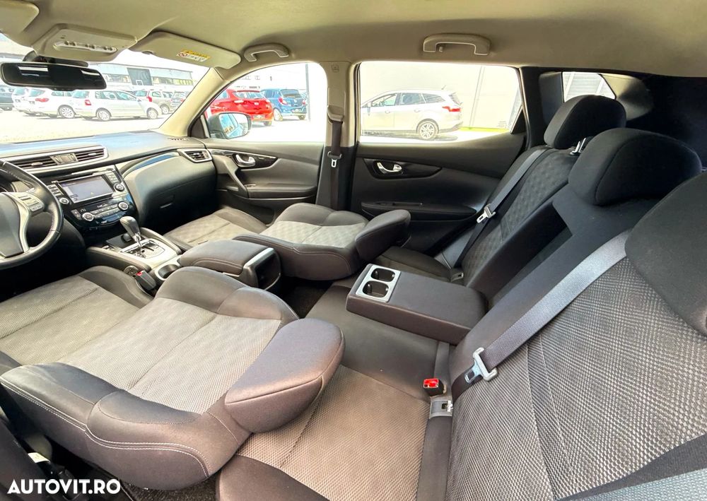Nissan Qashqai 1.2 DIG-T Xtronic N-Connecta - 23