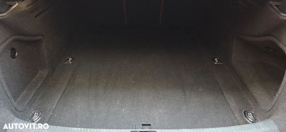 Audi A4 2.0 TDI quattro sport - 8