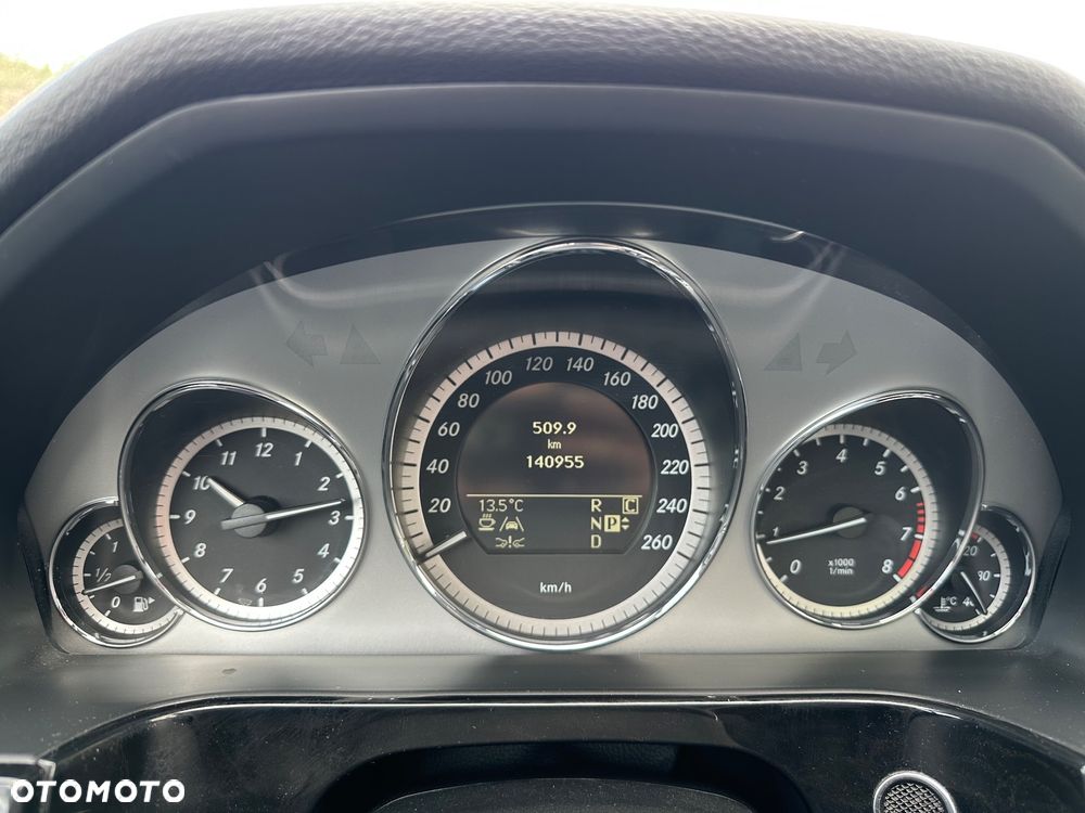 Mercedes-Benz Klasa E 350 4-Matic Avantgarde - 24