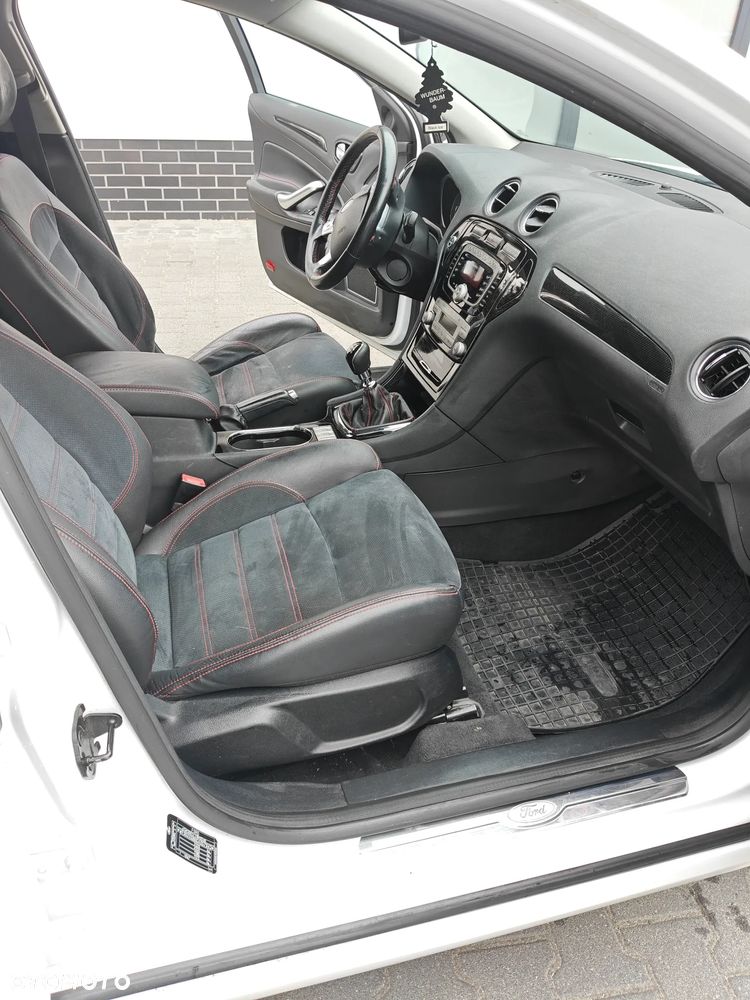 Ford Mondeo 2.2 TDCi Titanium S - 9