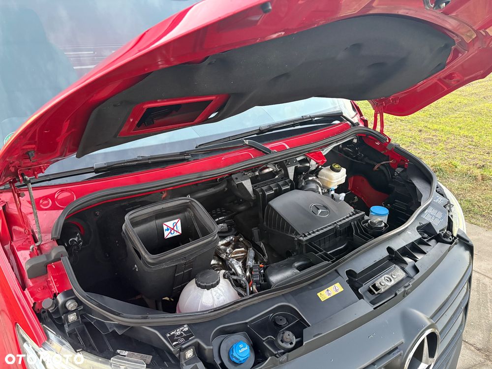 Mercedes-Benz Sprinter - 28