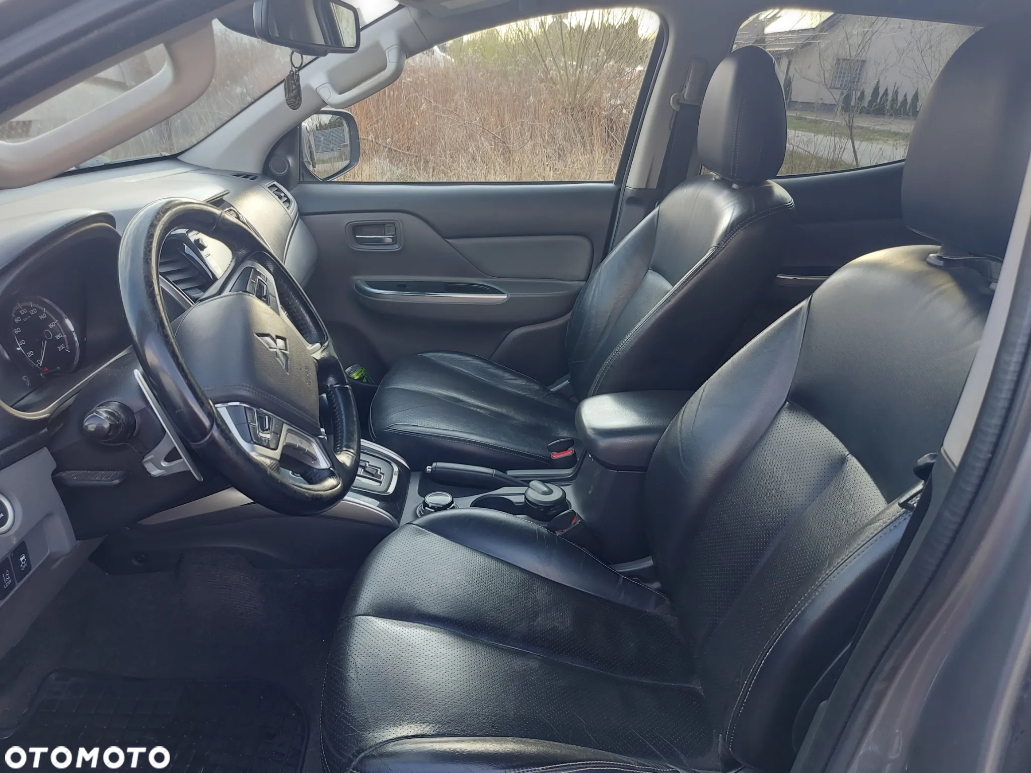 Mitsubishi L200 2.4 d DC Black Edition EU6 - 5