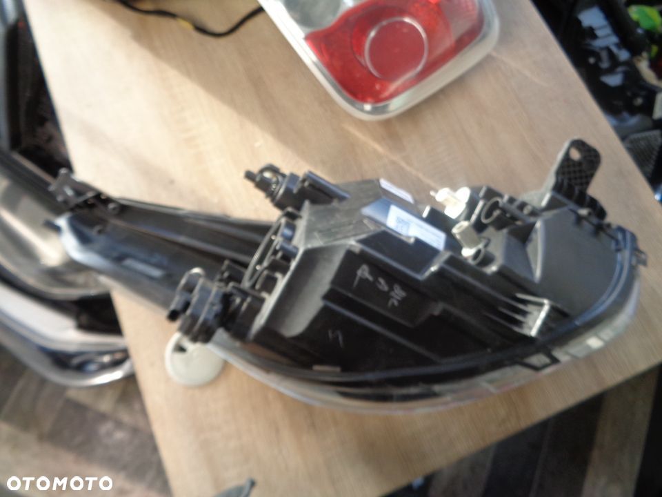 FORD KA LIFT LAMPA LEWY PRZÓD EUROPA - 4