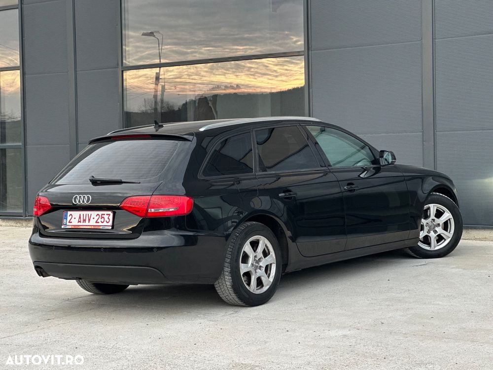 Audi A4 2.0 TDI DPF multitronic Ambiente - 4